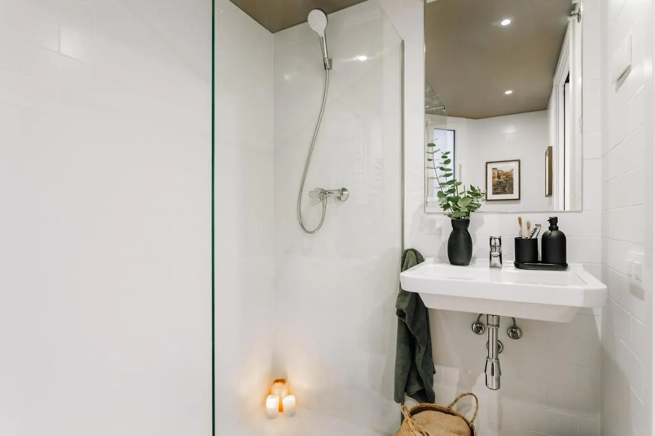 Loja - 2 Bedrooms In Sant Antoni Barcelona Spanien